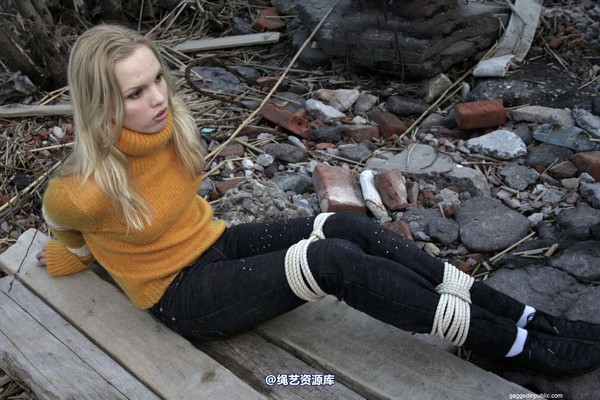 gaggedinpublic - gip006 第 46 张图片