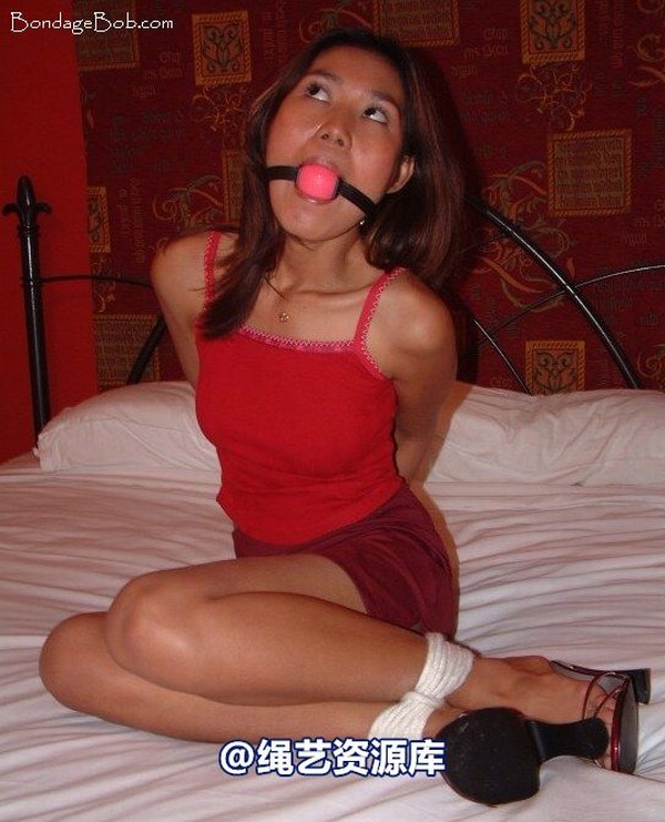 bondagebob - Luxi A ball gag 1 第 5 张图片