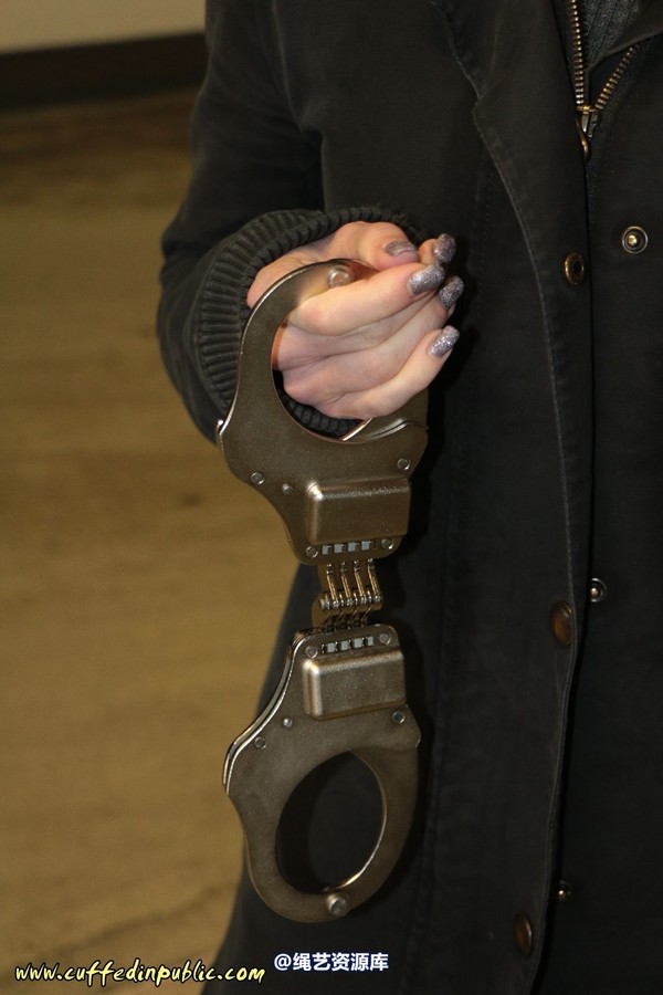 girlsinsteel - High security handcuffs 第 6 张图片