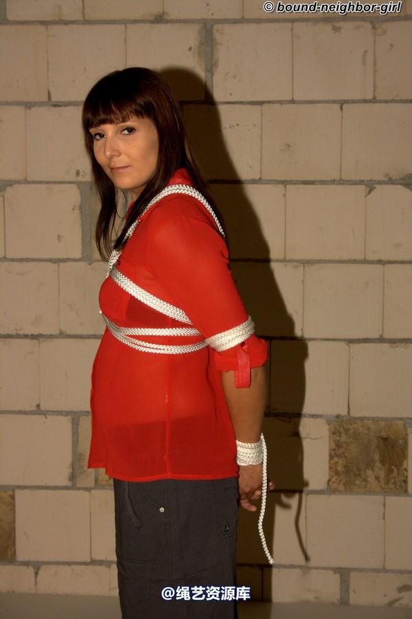 bound-neighbor-girl - Susan - Tied up in the Attic 1 第 9 张图片