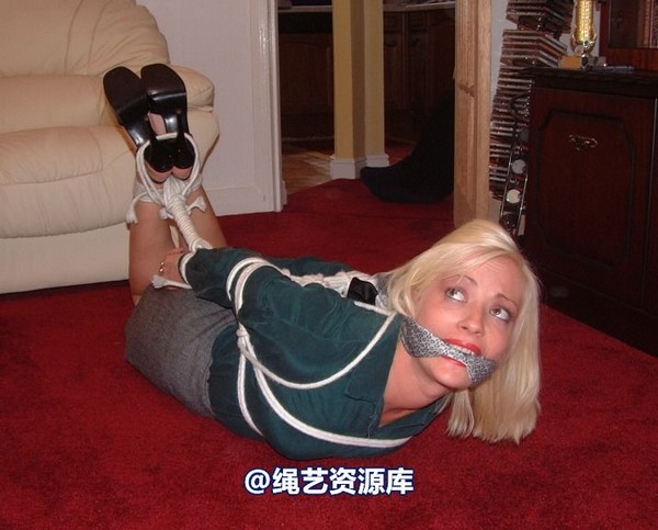 bondagebob - Angelica Vamp Secretary 4 第 24 张图片