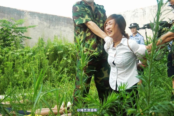 mj影视 - 血的代价执行刑场 第 15 张图片