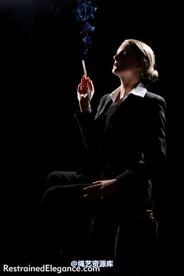 restrainedelegance - Femme Fatale 第 8 张图片