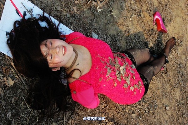 mj影视 - 2013-3-5陈沫踏青 黑丝美女最终的不归路 第 407 张图片
