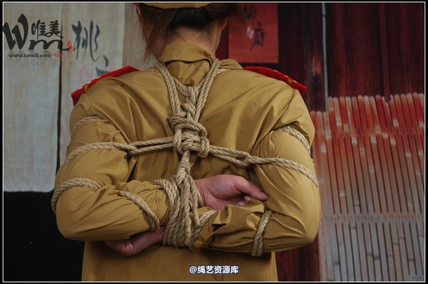 唯美之家 - 08-05-07新模特二 第 316 张图片
