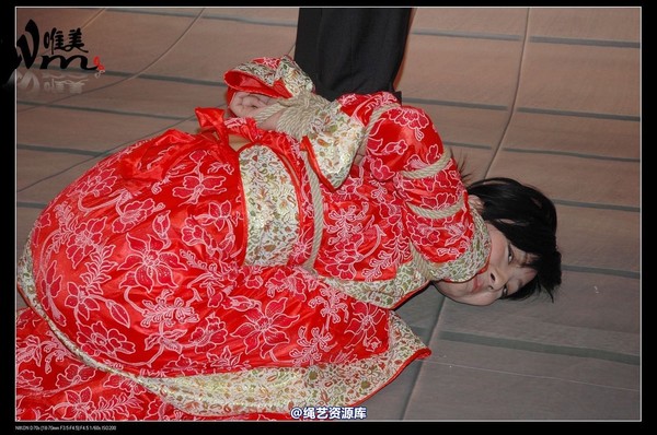 唯美之家 - 08-05-29盈盈汉服-护士装 第 200 张图片
