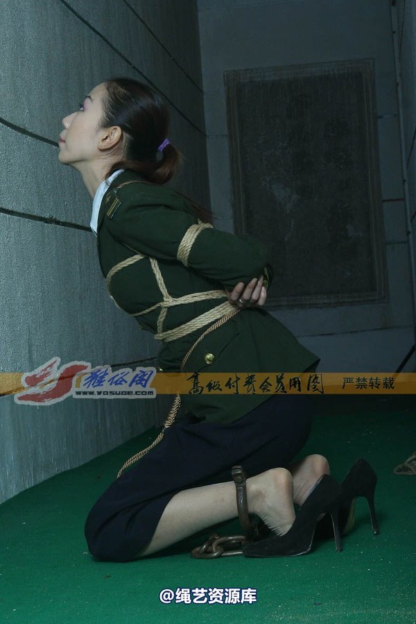 雅俗阁 - 20070419雅雯警服 第 19 张图片