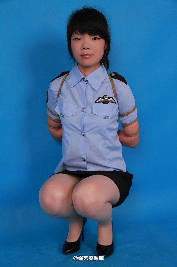 胜景山庄 - 014-娜娜制服 第 13 张图片