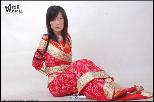 唯美之家 - 2008-11-20雯雯汉服 第 49 张图片
