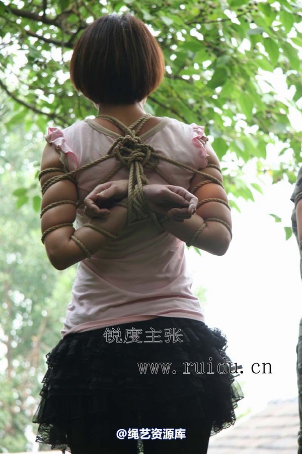 锐度主张 - 2009年第30期捆绑图（2009.7.10）模特：心心 小爱 第 6 张图片