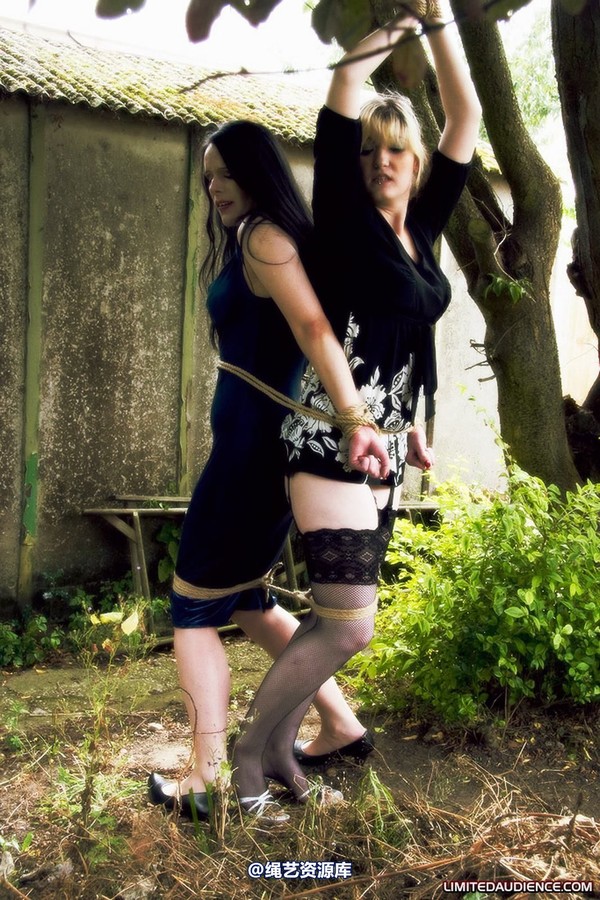limitedaudience - 2009 nikki rebekka raynor nature bound 第 12 张图片