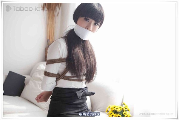 禁忌摄影 - No.083 Yuko 职业女性之气质束缚 第 26 张图片