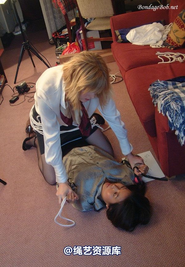 bondagebob - Luxi and Kerry For the girl who has everything 第 9 张图片