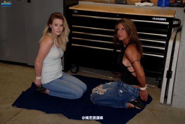 boundhotties - BROOKE & KIMBER 第 3 张图片