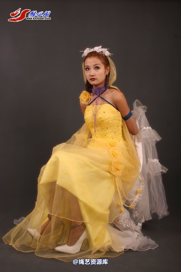 雅俗阁 - 20060402雪儿黄色婚纱 第 73 张图片