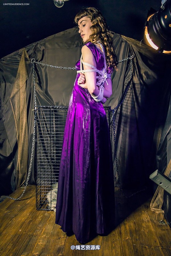 limitedaudience - 2013 fay before the cage 第 3 张图片