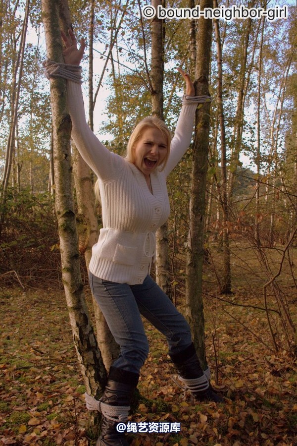 bound-neighbor-girl - Bambi - Tied up in the autumn woods Part 2 第 14 张图片