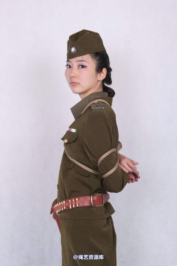 胜景山庄 - 230-惠丽军统服 第 27 张图片