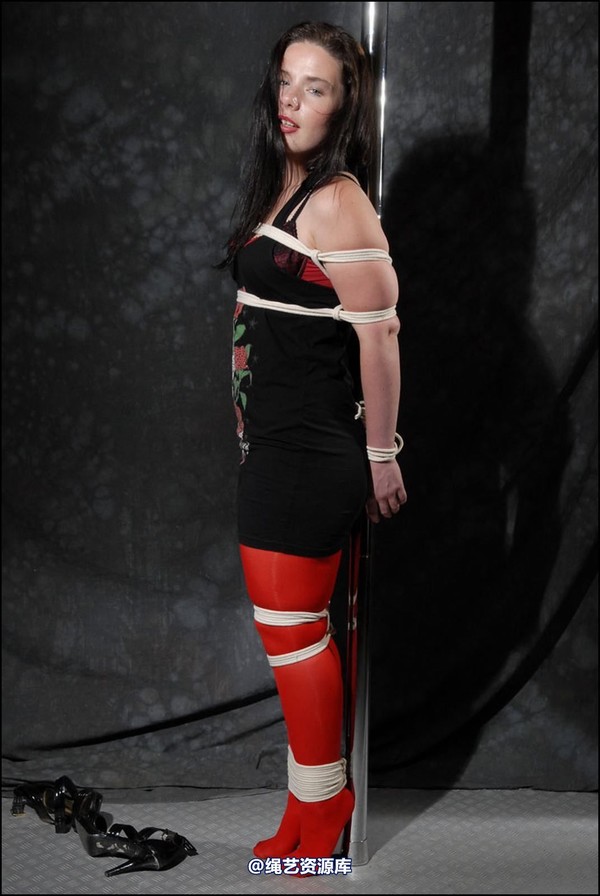 simplytied - Red on pole 第 29 张图片