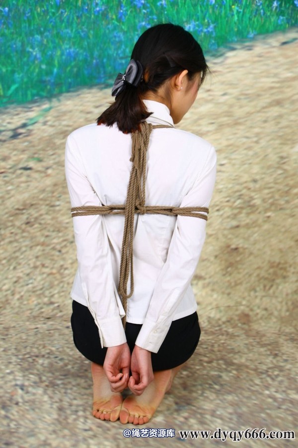 典雅倩影 - 509-押解女白领哓哓 第 46 张图片