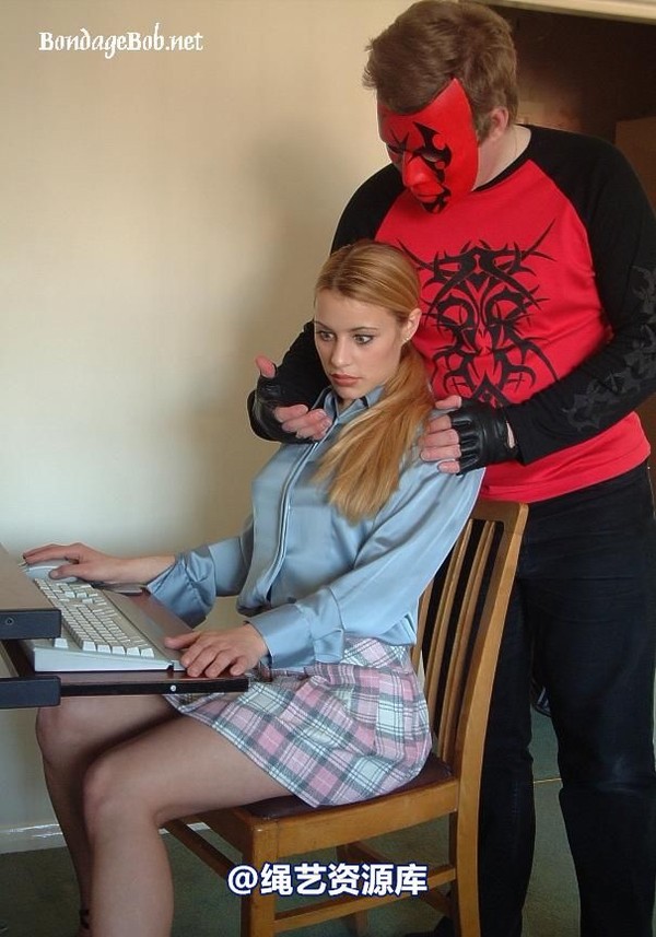 bondagebob - Linda Murray Bondage Devil strikes again 第 5 张图片