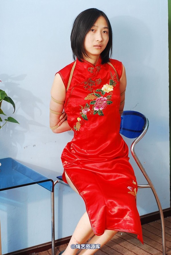 唯美之家 - 白雪试服装4 第 28 张图片