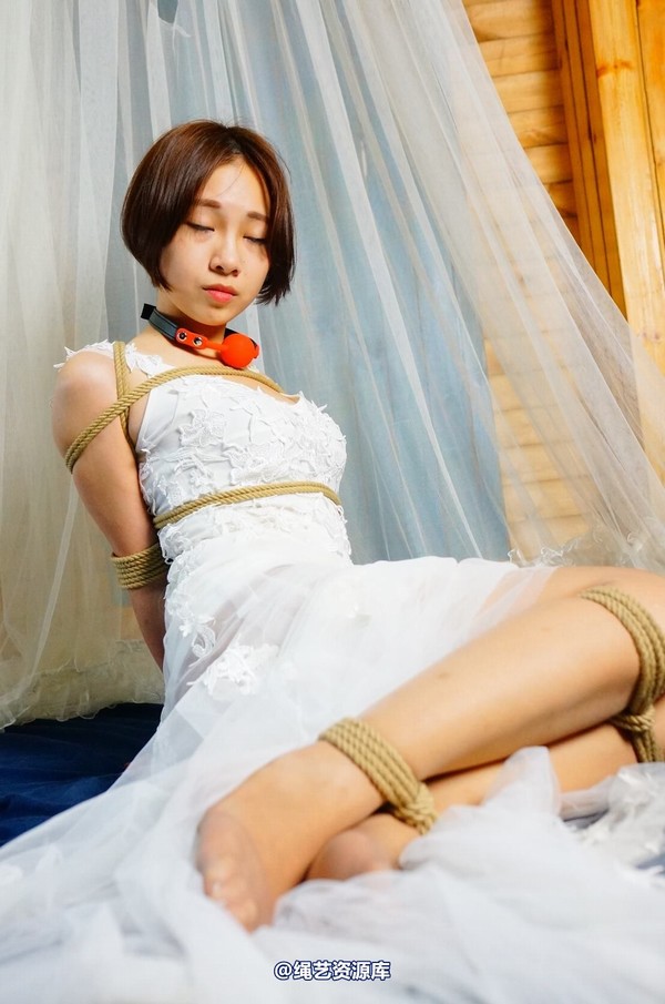dk13美束馆 - 9.16-小仙儿白婚纱-D130P 第 69 张图片