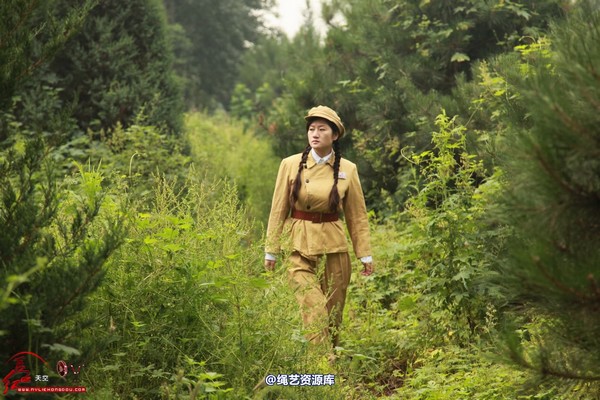红豆的天空 - 一组解放军装的拍摄花絮 第 165 张图片