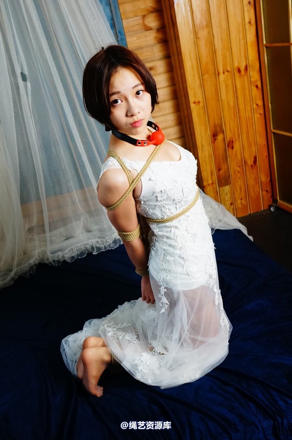 dk13美束馆 - 9.16-小仙儿白婚纱-D130P 第 98 张图片