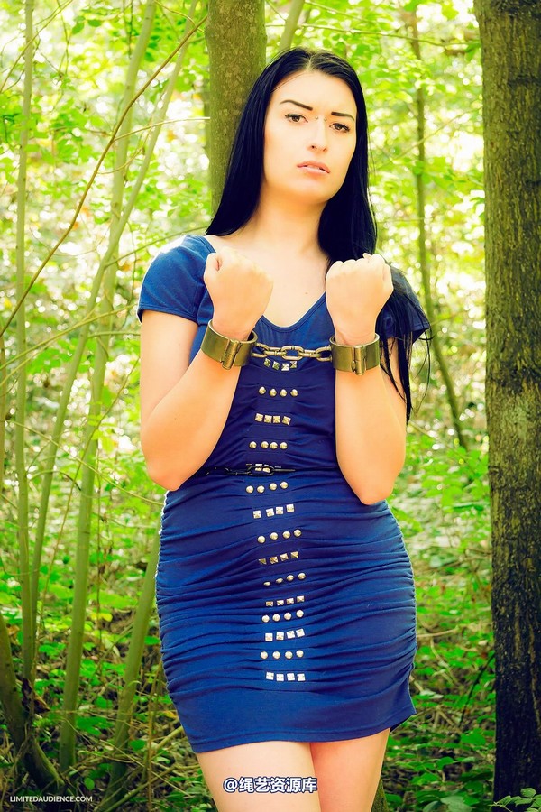 limitedaudience - 2013 stacey von stranded 第 8 张图片