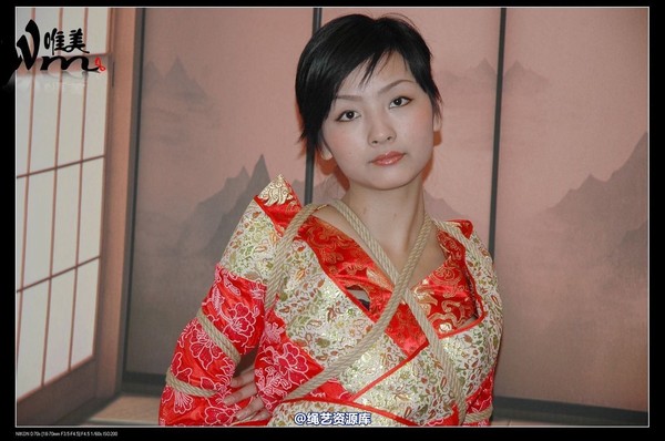 唯美之家 - 08-05-29盈盈汉服-护士装 第 168 张图片