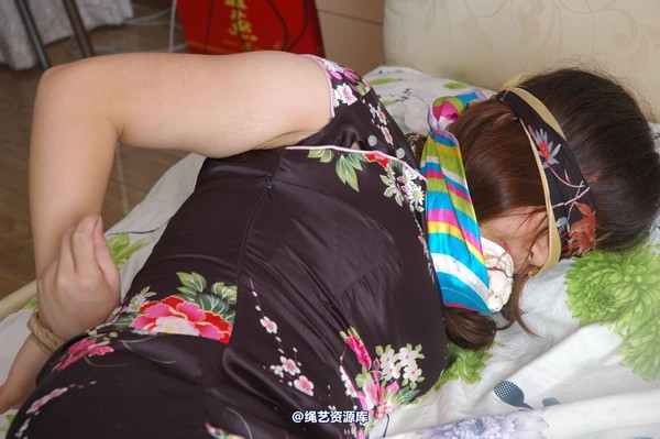 唯美之家 - 雅琪驷马堵嘴挣扎下篇2010-8-3 第 104 张图片