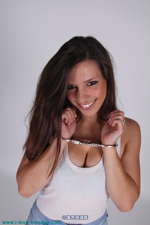 girlsinsteel - Hinged handcuffs(1) 第 58 张图片