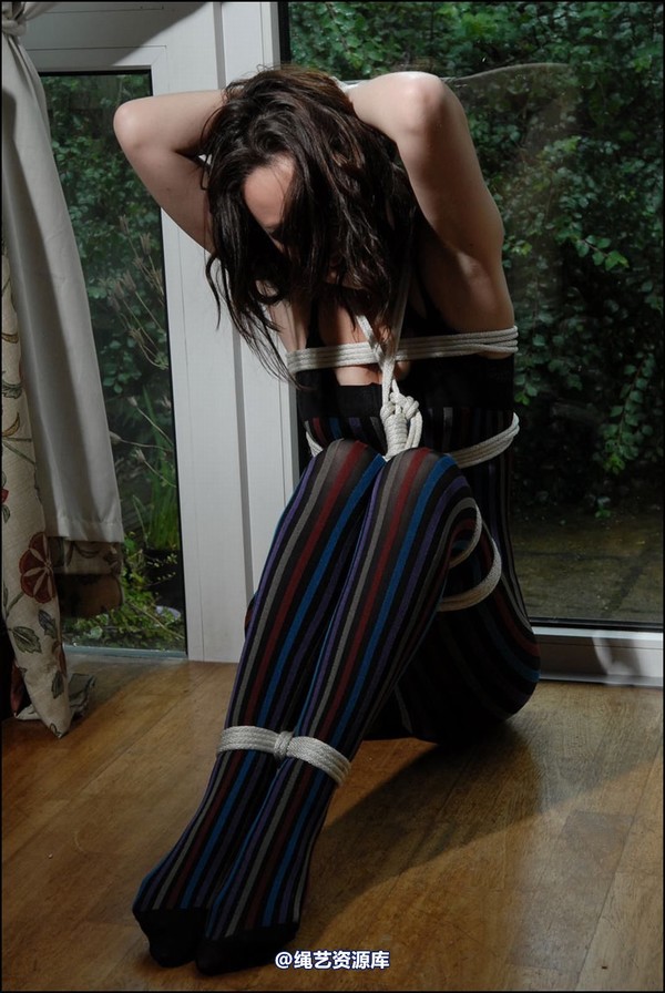 simplytied - Jinx in coloured strips 第 18 张图片