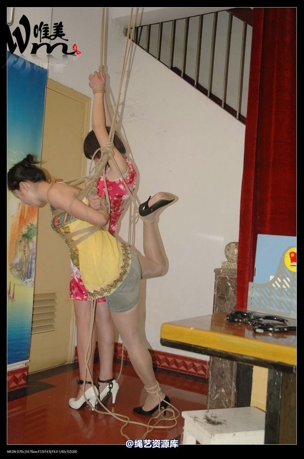 唯美之家 - 2009-6-12美女KB秀之姐妹旗袍 第 12 张图片