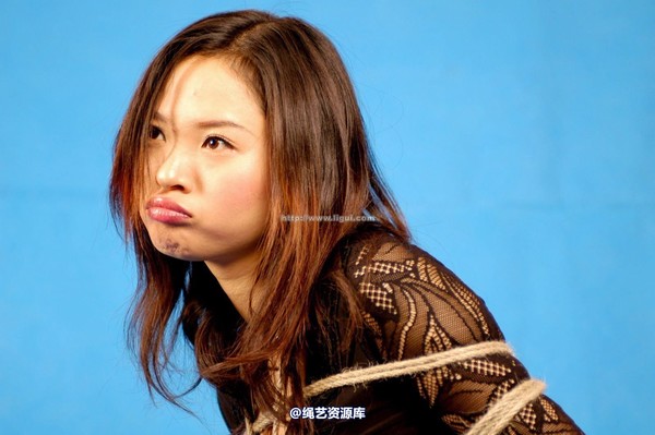 丽柜美束 - 2004-6-6 第 7 张图片