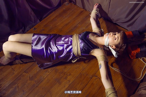 limitedaudience - 2014 fay on a cross 2 第 17 张图片