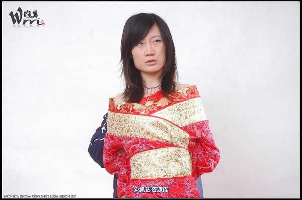 唯美之家 - 2008-11-20雯雯汉服 第 11 张图片