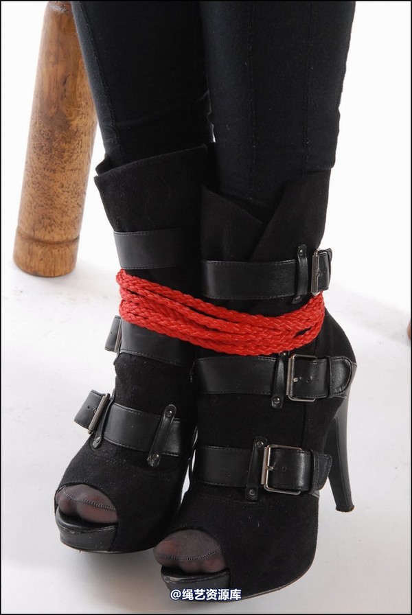 simplytied - Legging and cool shoes 第 25 张图片