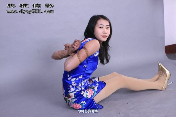 典雅倩影 - 074-清香飘来花吐蕊，秋千娇女荡春风 第 19 张图片