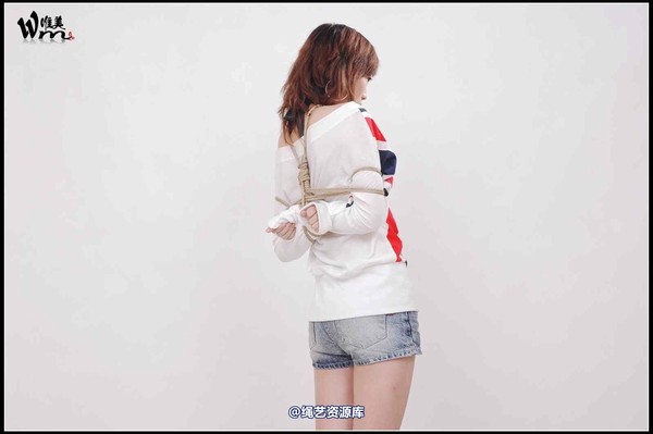 唯美之家 - 2009-9-19新模特（小艾） 第 41 张图片