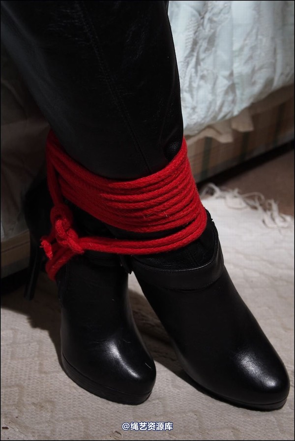 simplytied - Jinx in boots 第 18 张图片
