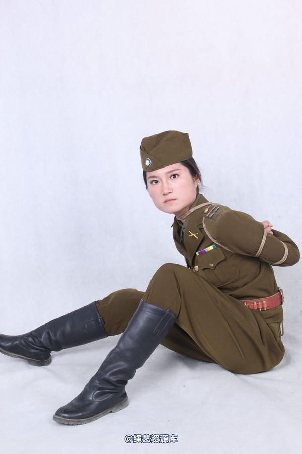 胜景山庄 - 256-新模军统服 第 29 张图片