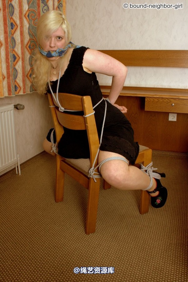 bound-neighbor-girl - Svenja - In Hotel Room tied 2 第 26 张图片