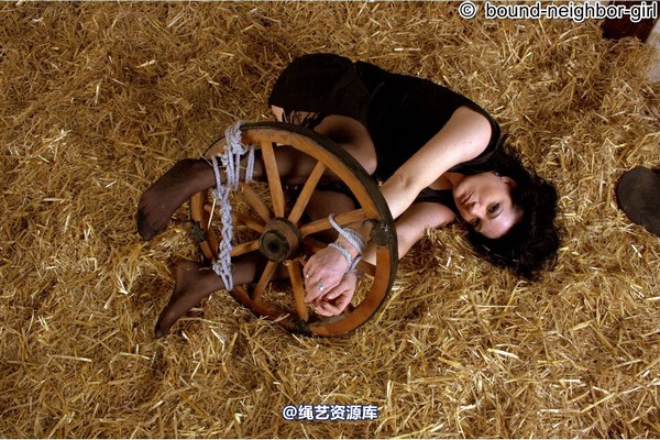 bound-neighbor-girl - Trixi is tied up in the barn - Part 2 第 43 张图片