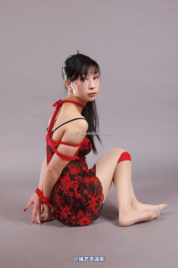 丽柜美束 - 2006-05-04 第 17 张图片