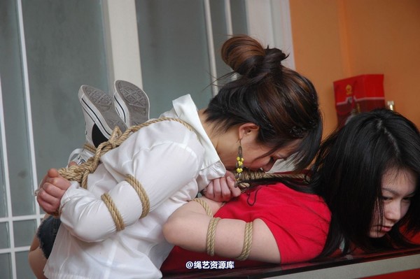 唯美之家 - 秀玉和提娜2010-3-19 第 5 张图片