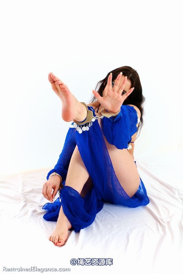 restrainedelegance - Jasmine deLaunay Harem Girl 第 19 张图片