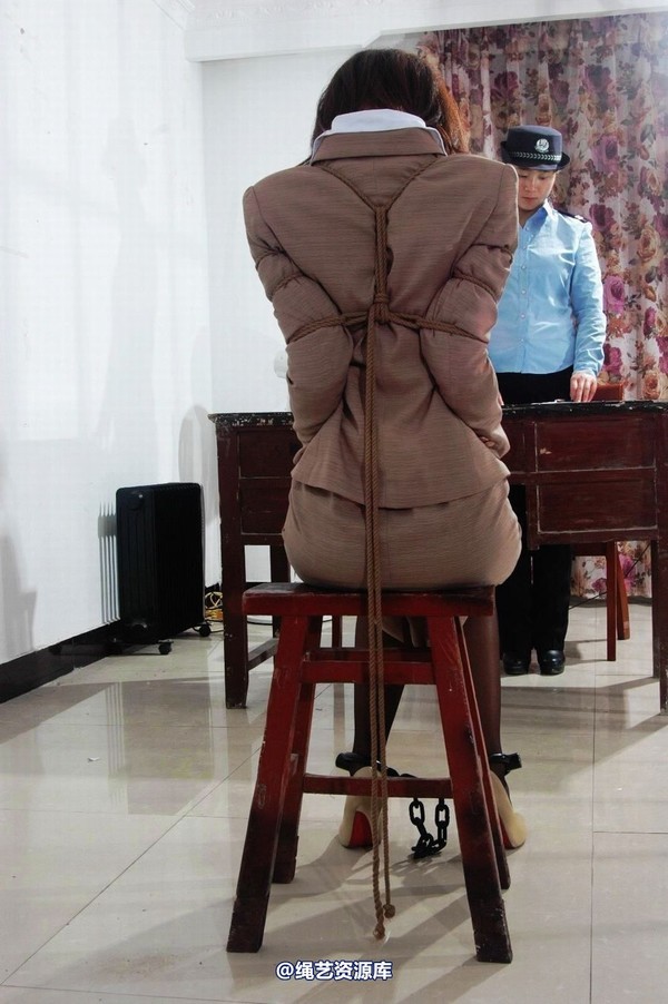 mj影视 - 倾心职务犯罪－押解绳-2013-03-28 第 314 张图片