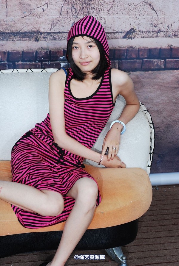 唯美之家 - 白雪试服装14 第 36 张图片